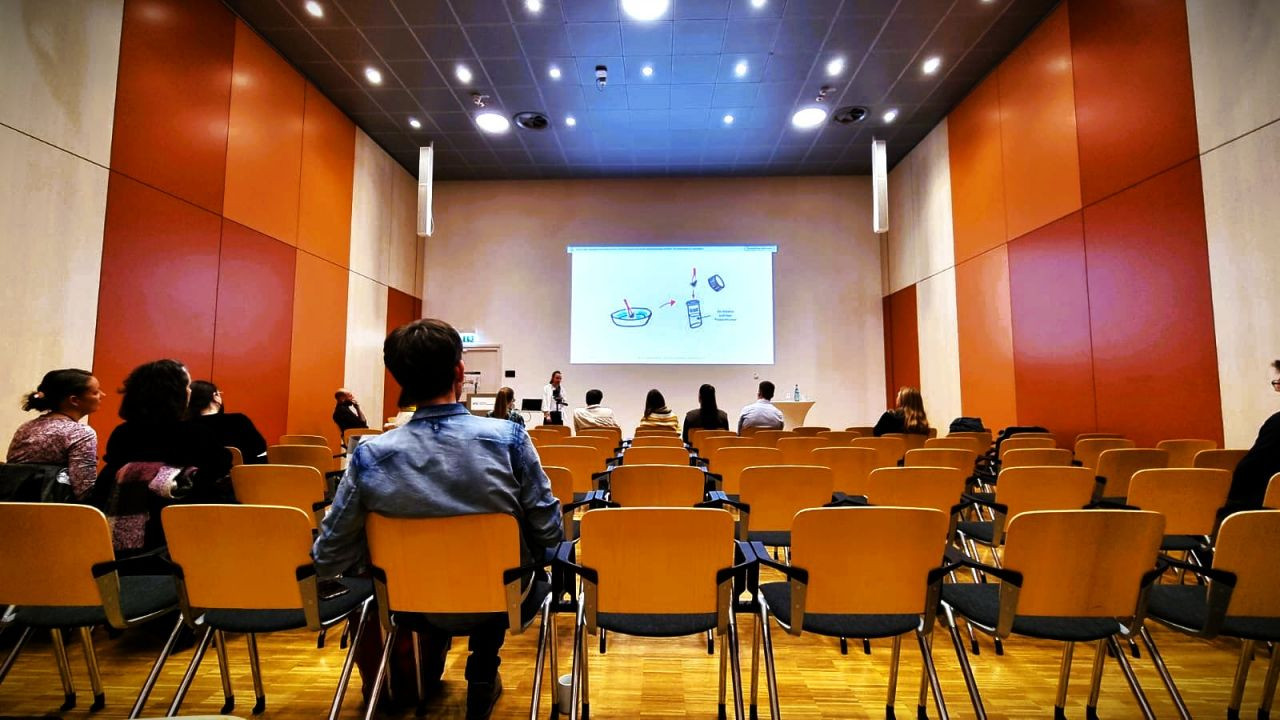 Lightning talk auf der PartWiss 2025 in Leipzig (c) D. Dörler