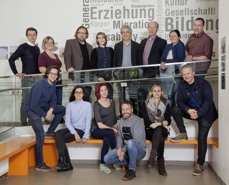 Ausstellungsankündigung "Gesicher der Migration"